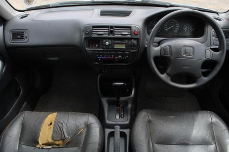 2000-Honda-Ballade-180i-Luxline-Auto_10