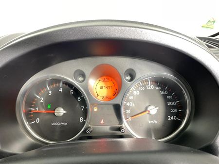 2010-Nissan-X-Trail-25-SE-4x4_2