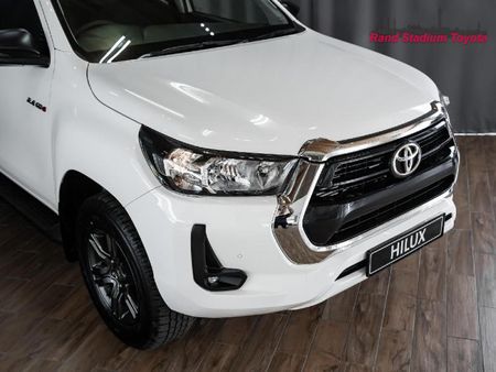 2022-Toyota-Hilux-24-GD-6-Raised-Body-Raider-Extended-Cab_2