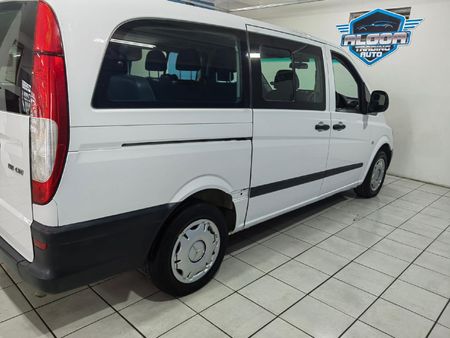2005-Mercedes-Benz-Vito-115-CDI-CrewBus_3