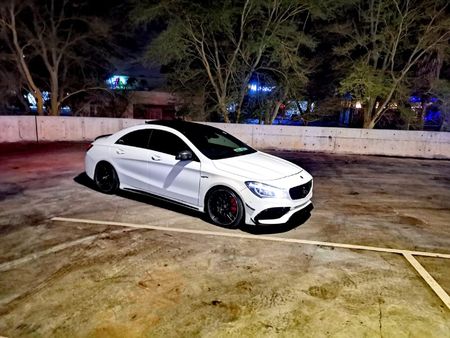 2014-Mercedes-AMG-CLA-45-AMG_0