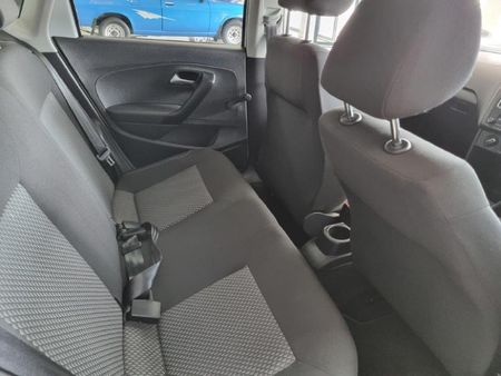 2022-Volkswagen-Polo-Vivo-16-Highline-5-dr_13