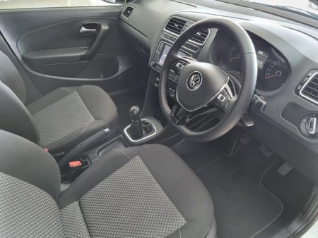 2022-Volkswagen-Polo-Vivo-16-Highline-5-dr_15