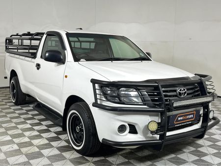 2013-Toyota-Hilux-20-VVTi-Single-Cab_3