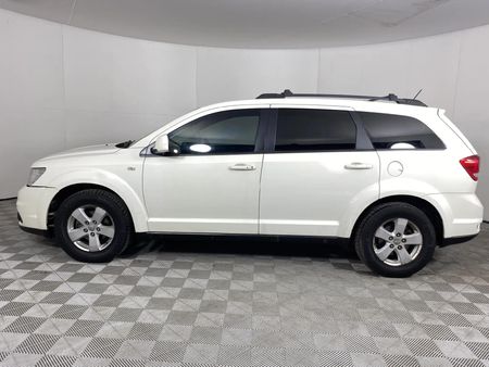 2012-Dodge-Journey-36-V6-SXT-Auto_7