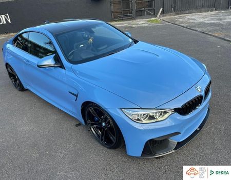 2014-BMW-M4-Coupe-Auto_0