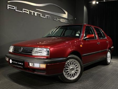 1995-Volkswagen-Jetta-VR6-Executive_0