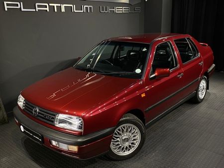 1995-Volkswagen-Jetta-VR6-Executive_1