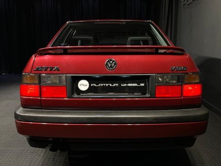 1995-Volkswagen-Jetta-VR6-Executive_4