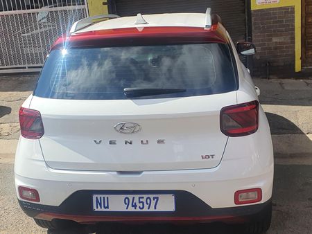 2021-Hyundai-Venue-10-TGDi-Motion-LTD-ED-Auto_11