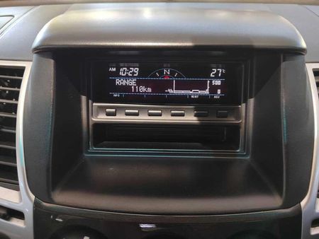 2010-Mitsubishi-Pajero-Sport-32-DI-D-GLS-Auto_18
