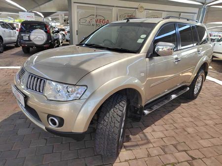 2010-Mitsubishi-Pajero-Sport-32-DI-D-GLS-Auto_2