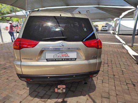 2010-Mitsubishi-Pajero-Sport-32-DI-D-GLS-Auto_5