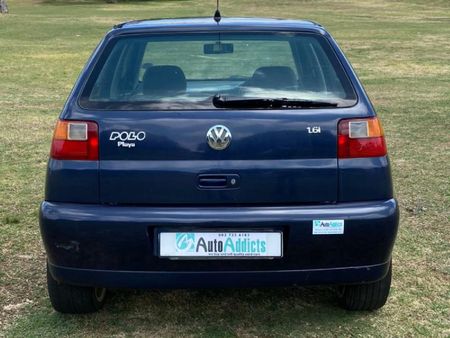 1999-Volkswagen-Polo-Playa-16_2