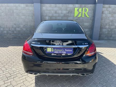2017-Mercedes-AMG-C-Class-C43-AMG-4Matic_3