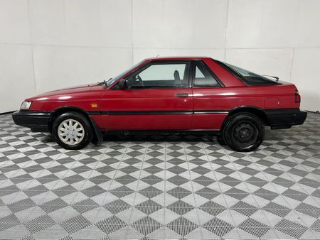 1988-Nissan-Sentra-16-GXE-Coupe_6