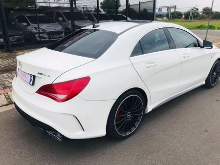 2014-Mercedes-AMG-CLA-45-AMG_7