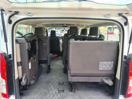 2019-Toyota-Quantum-28-GL-11-seat_9
