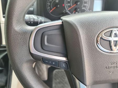 2019-Toyota-Quantum-28-GL-11-seat_16