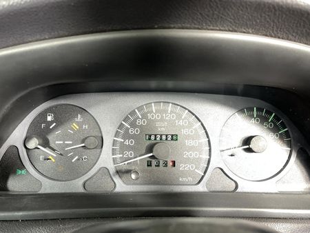 2006-Fiat-Strada-12-EL_1