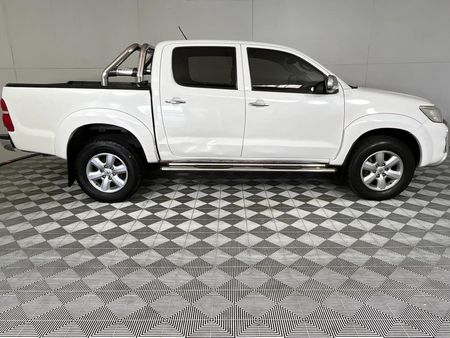 2011-Toyota-Hilux-27-VVTi-Heritage-Raised-Body-Double-Cab_5