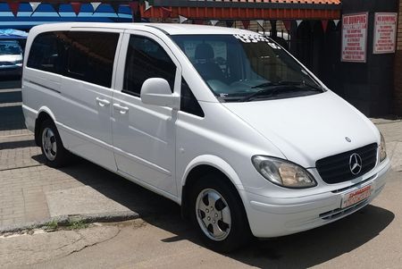 2005-Mercedes-Benz-Vito-115-CDI-CrewBus_0