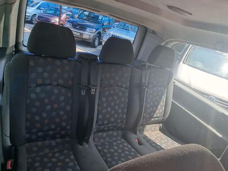 2005-Mercedes-Benz-Vito-115-CDI-CrewBus_7