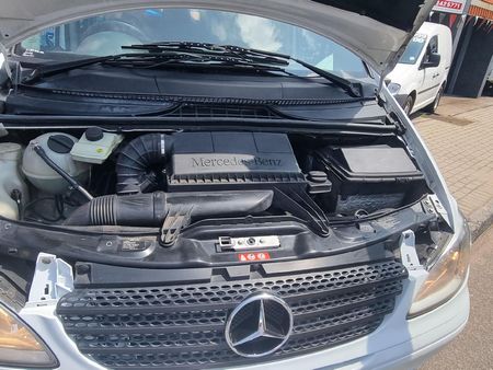 2005-Mercedes-Benz-Vito-115-CDI-CrewBus_8