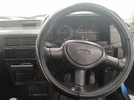 2002-Ford-Bantam-1300-Leisure_7