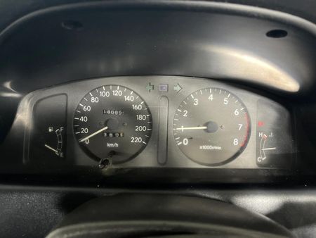 1998-Toyota-Corolla-160i-GL_2