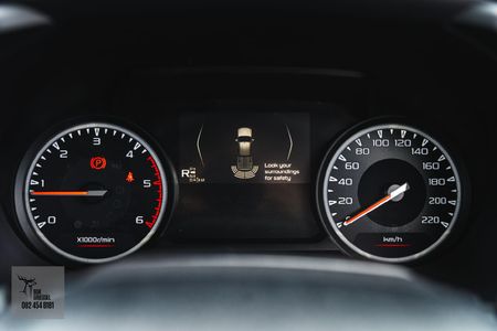 2023-Isuzu-D-Max-19-DDI-LS-4x4-Auto-Double-Cab_22
