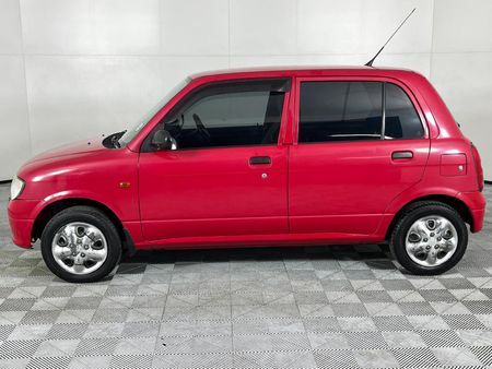 2001-Daihatsu-Cuore-10-Auto_7