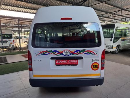 2024-Toyota-Quantum-25-D-4D-Sesfikile-16-seat_13