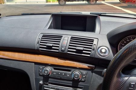 2012-BMW-1-Series-120d-Coupe-M-Sport-Auto_12