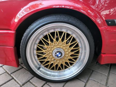 1988-BMW-3-Series-325is_7