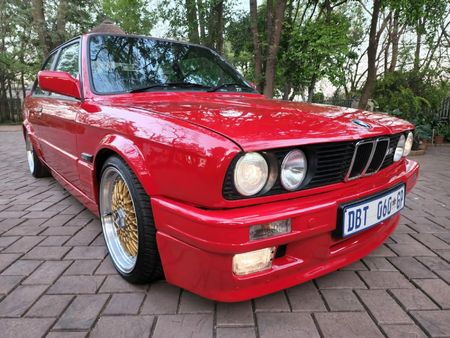 1988-BMW-3-Series-325is_8