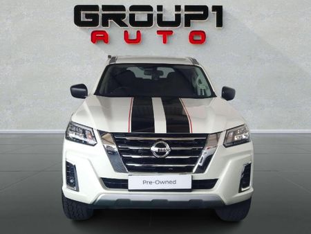 2023-Nissan-Terra-25D-SE-Auto_1