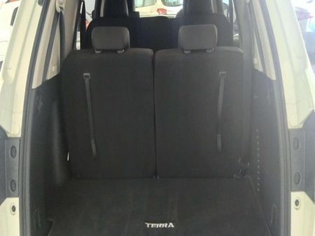 2023-Nissan-Terra-25D-SE-Auto_4