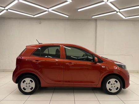 2023-Kia-Picanto-10-Street_7