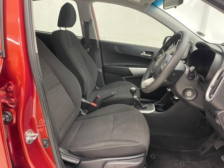 2023-Kia-Picanto-10-Street_8