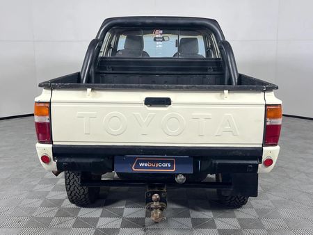 1988-Toyota-Hilux-2200-4x4-Double-Cab_6
