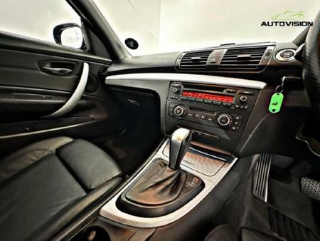 2012-BMW-1-Series-125i-Convertible-M-Sport-Auto_17