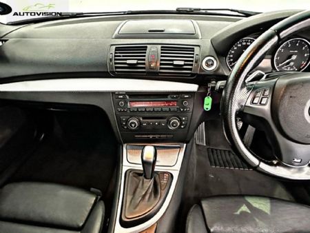 2012-BMW-1-Series-125i-Convertible-M-Sport-Auto_18
