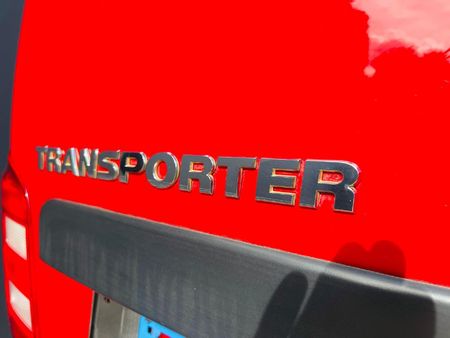 2017-Volkswagen-Transporter-20-BiTDI-Crew-Bus-LWB-132kW-4Motion-Auto_10