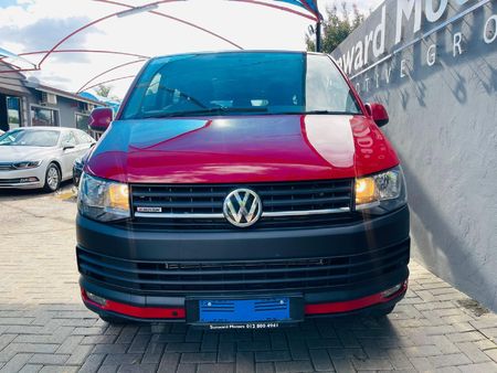 2017-Volkswagen-Transporter-20-BiTDI-Crew-Bus-LWB-132kW-4Motion-Auto_11