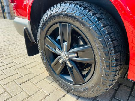 2017-Volkswagen-Transporter-20-BiTDI-Crew-Bus-LWB-132kW-4Motion-Auto_8