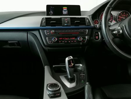 2014-BMW-3-Series-330d-M-Sport-Auto_11