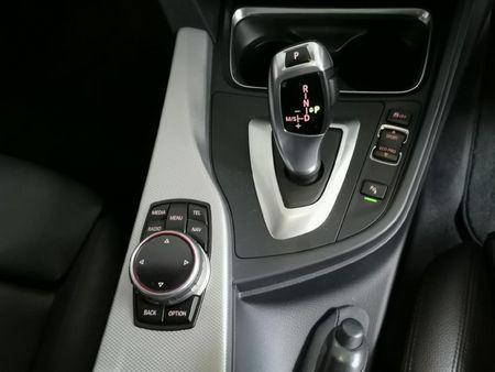 2014-BMW-3-Series-330d-M-Sport-Auto_12