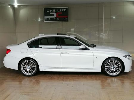 2014-BMW-3-Series-330d-M-Sport-Auto_3