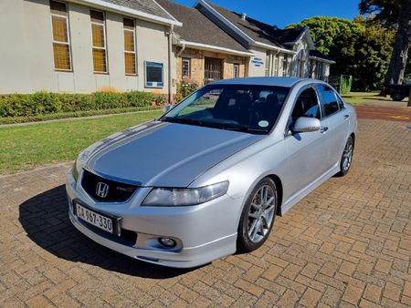 2005-Honda-Accord-24-Type-S_0